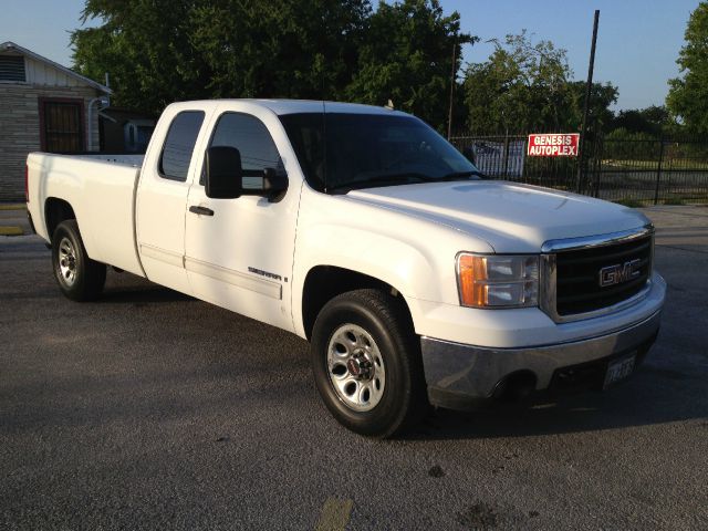 2007 GMC Sierra 1500 New Body Style