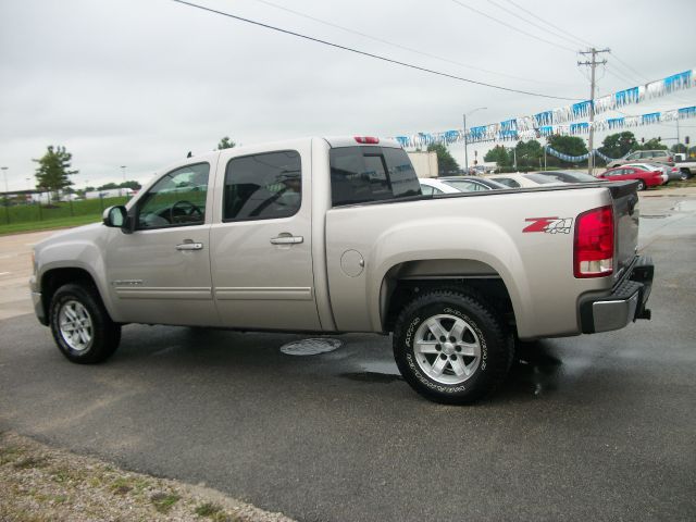 2007 GMC Sierra 1500 SLE Sierra 2WD