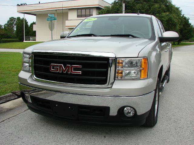 2007 GMC Sierra 1500 2WD Crew Cab 143.5