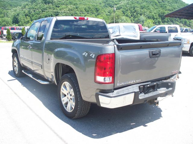 2007 GMC Sierra 1500 3500 4X4 LT1 Extcab 4dr 8Box