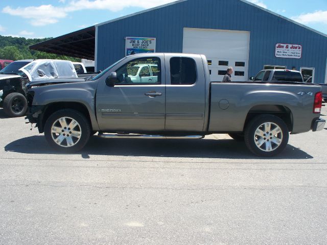 2007 GMC Sierra 1500 3500 4X4 LT1 Extcab 4dr 8Box