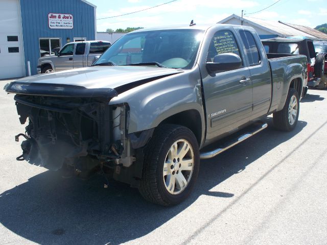 2007 GMC Sierra 1500 3500 4X4 LT1 Extcab 4dr 8Box