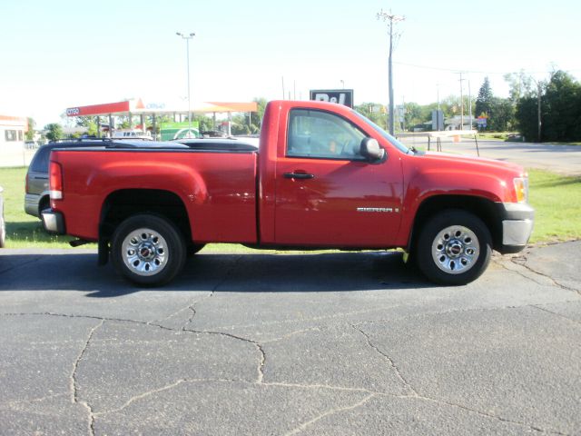 2007 GMC Sierra 1500 Pickup 4D 6 1/2 Ft