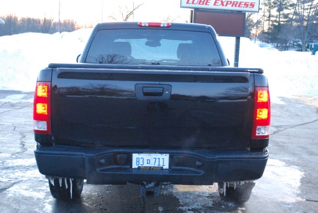 2007 GMC Sierra 1500 Base 3500 2 WD