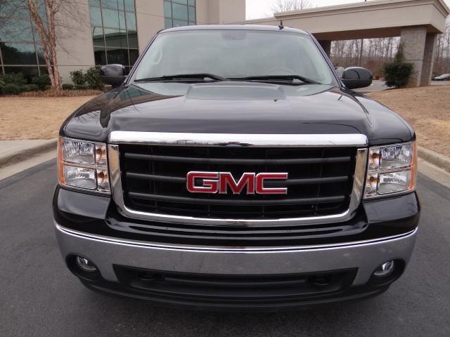 2007 GMC Sierra 1500 4x4 3rd Row Seating 1 Owner Carfax