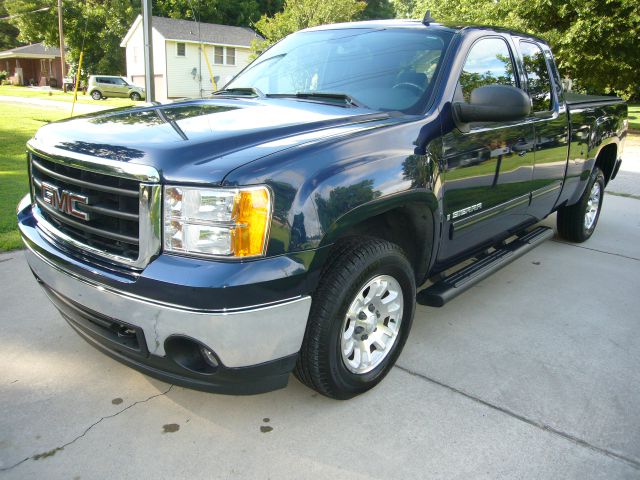 2007 GMC Sierra 1500 SLT Reg. Cab 4x4