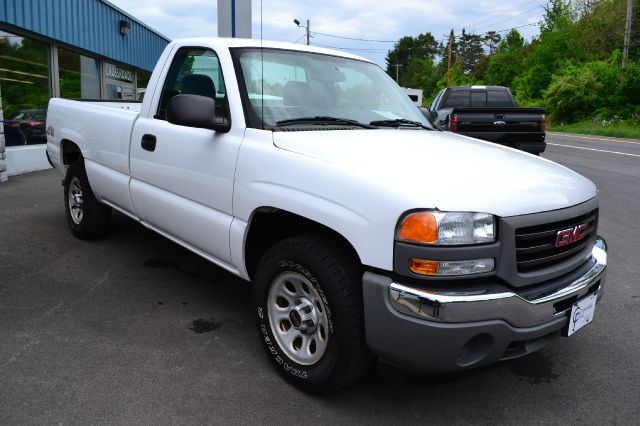 2007 GMC Sierra 1500 LS 2WD 4dr SUV