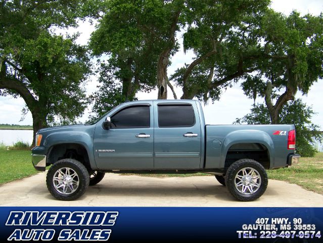 2007 GMC Sierra 1500 LS 2WD 4dr SUV