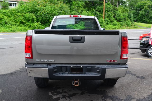 2007 GMC Sierra 1500 LS 2WD 4dr SUV