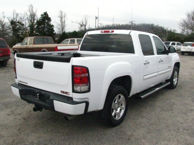 2008 GMC Sierra 1500 SLE Sierra 2WD