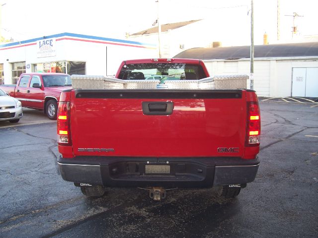 2008 GMC Sierra 1500 SV AWD Premium Package