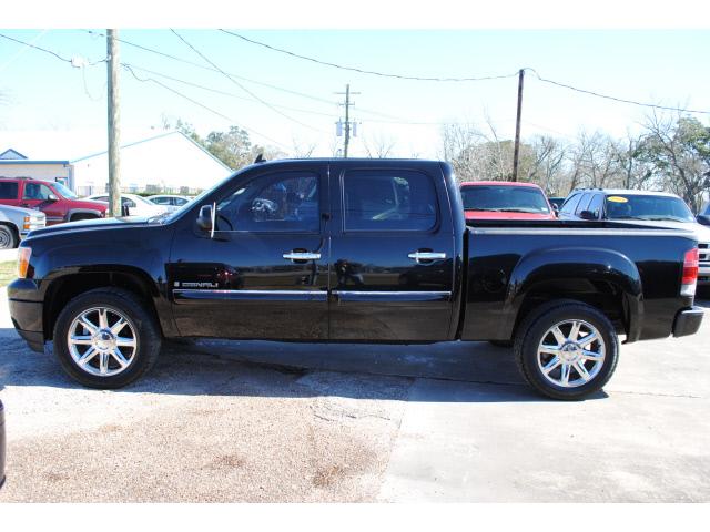 2009 GMC Sierra 1500 EX Sedan 4D