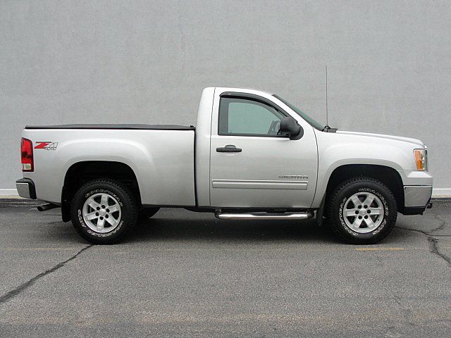 2010 GMC Sierra 1500 4x4 Crew Cab LE