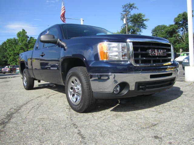 2010 GMC Sierra 1500 4dr Sdn Auto GLS w/XM