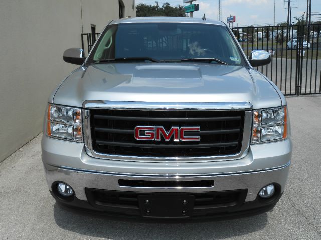 2011 GMC Sierra 1500 Evolution MR Sedan 4D