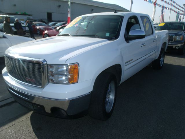 2011 GMC Sierra 1500 Evolution MR Sedan 4D