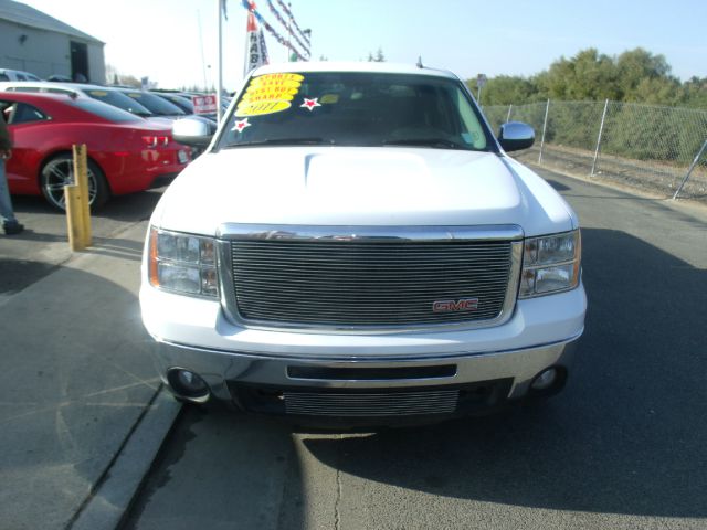 2011 GMC Sierra 1500 Evolution MR Sedan 4D