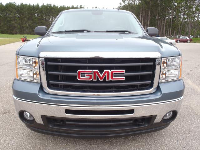 2011 GMC Sierra 1500 Premier 4.6L AWD