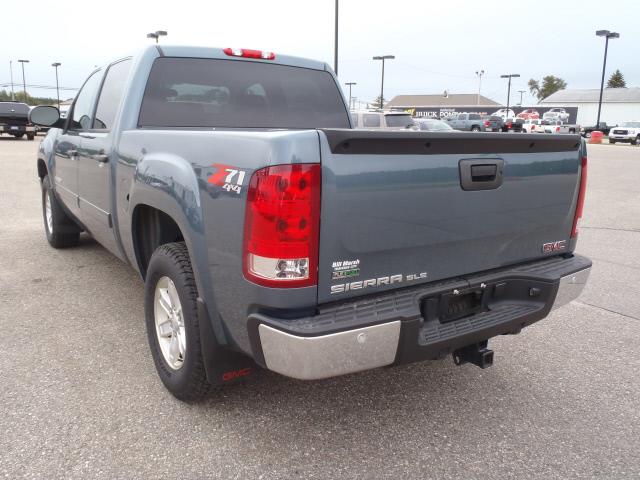 2011 GMC Sierra 1500 Premier 4.6L AWD