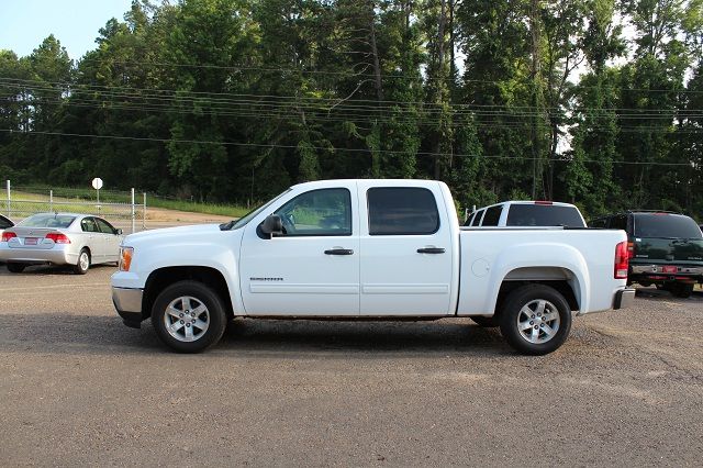 2012 GMC Sierra 1500 Evolution MR Sedan 4D