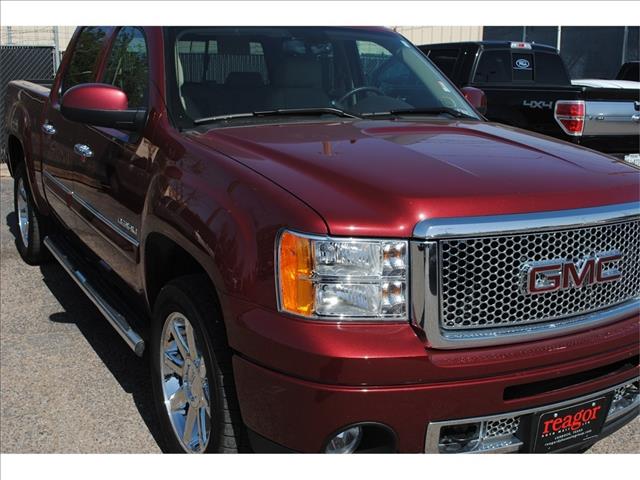 2013 GMC Sierra 1500 SLT 4 X