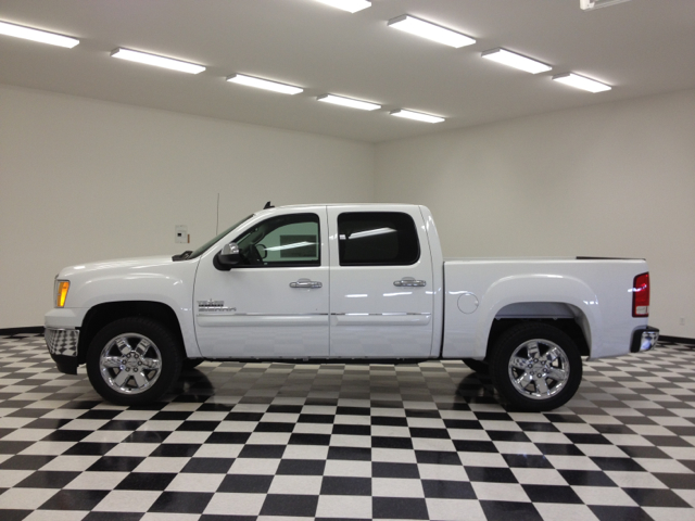 2013 GMC Sierra 1500 Evolution MR Sedan 4D