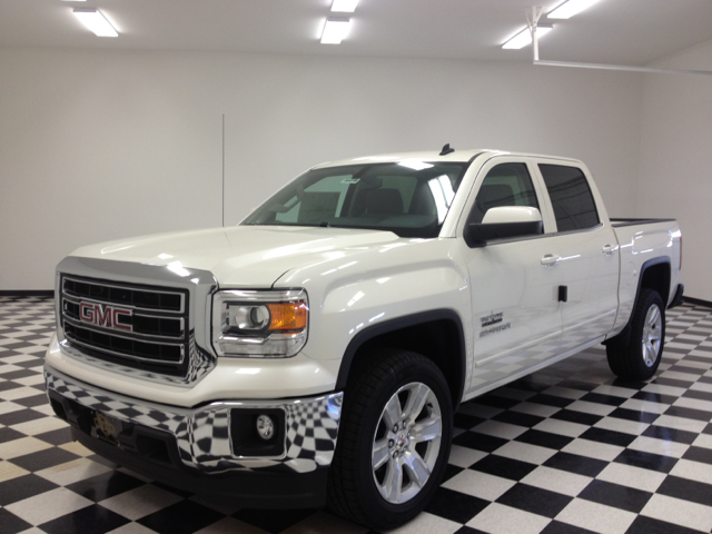 2014 GMC Sierra 1500 Slt-2nd Bench-4wd-sunroof-6 CD BOSE