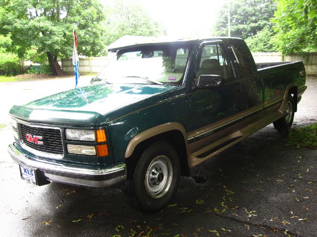 1997 GMC Sierra 2500 GT 2D Convertible