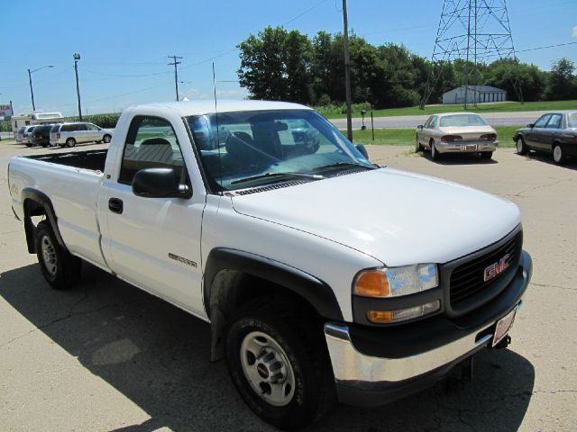 1999 GMC Sierra 2500 4dr PZEV