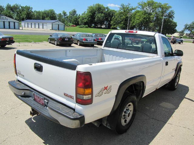 1999 GMC Sierra 2500 4dr PZEV