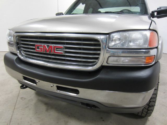 2002 GMC Sierra 2500 GTOS WGN GLT W/sunroof