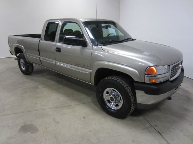 2002 GMC Sierra 2500 GTOS WGN GLT W/sunroof