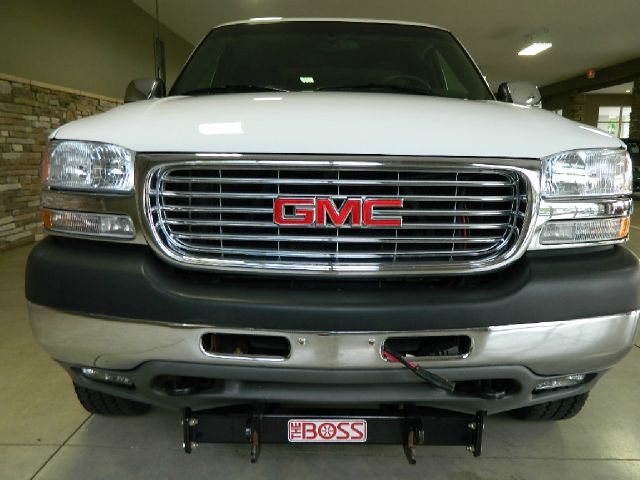 2002 GMC Sierra 2500 Standard 4X4 Hardtop