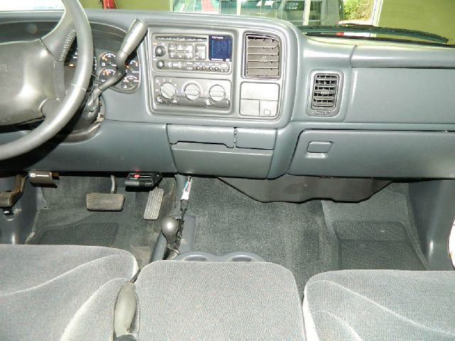 2002 GMC Sierra 2500 Standard 4X4 Hardtop