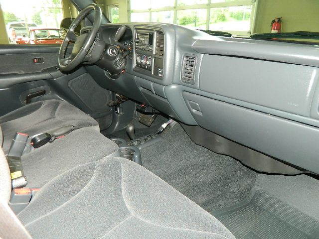 2002 GMC Sierra 2500 Standard 4X4 Hardtop