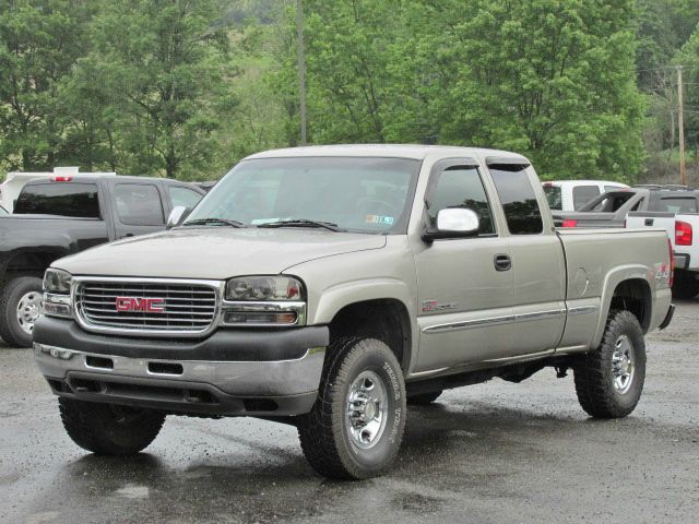 2002 GMC Sierra 2500 Luxury Package AWD