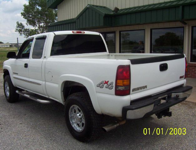 2003 GMC Sierra 2500 Slt-2nd Bench-third-autoride-moon-tv/dvd-4wd-6 CD