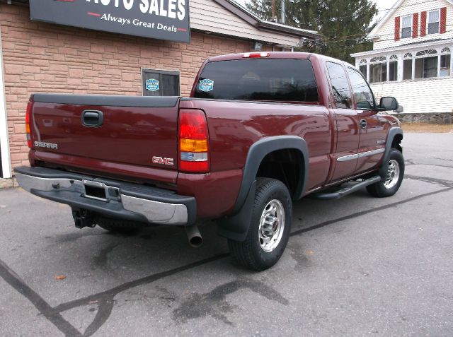 2003 GMC Sierra 2500 Standard 4X4 Hardtop