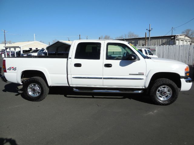 2003 GMC Sierra 2500 4x4 Crew Cab LE