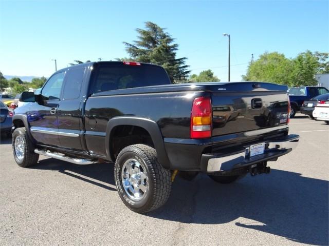 2003 GMC Sierra 2500 XL Suoer CAB