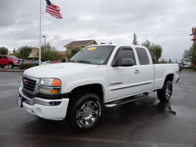 2003 GMC Sierra 2500 4dr EX Auto