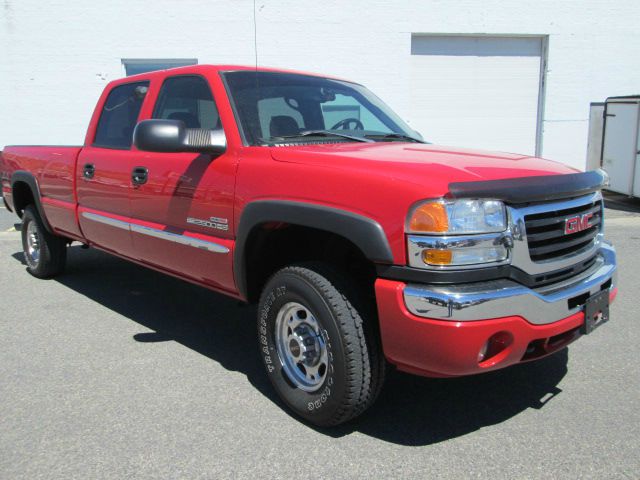 2003 GMC Sierra 2500 Dually 3500 Club Coupe