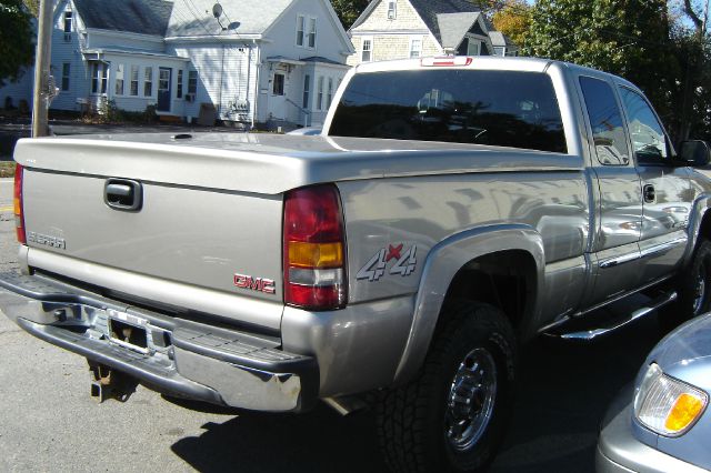 2003 GMC Sierra 2500 Dually 3500 Club Coupe