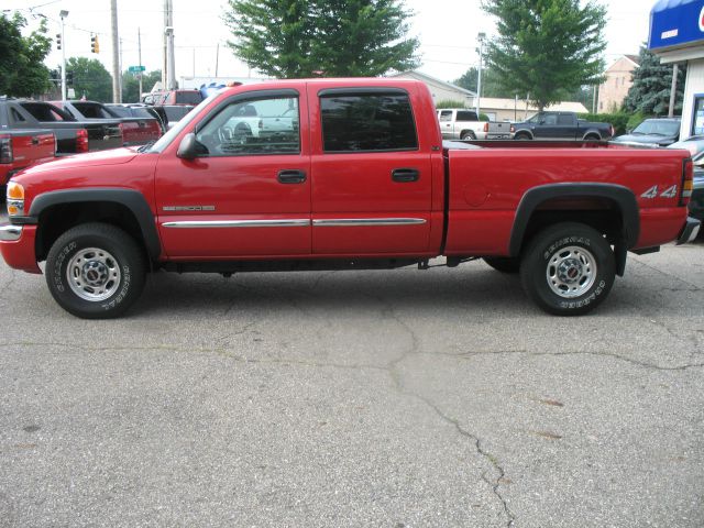 2004 GMC Sierra 2500 4x4auto