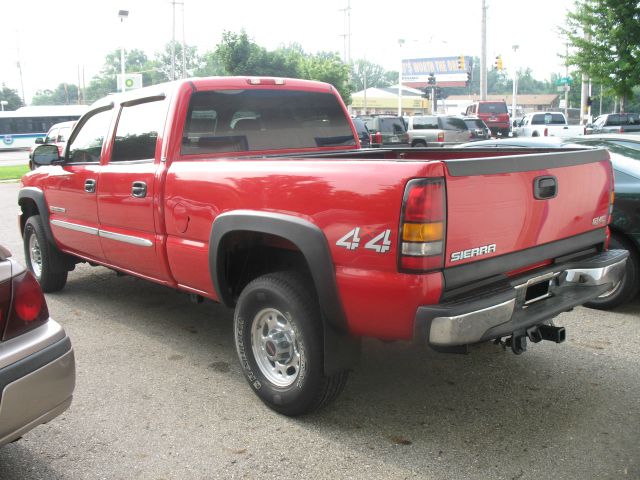 2004 GMC Sierra 2500 4x4auto