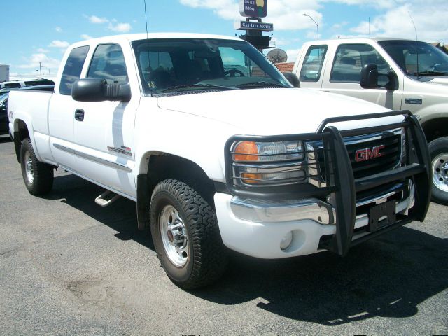 2004 GMC Sierra 2500 Dually 3500 Club Coupe