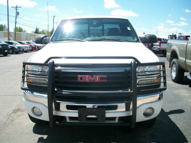 2004 GMC Sierra 2500 Dually 3500 Club Coupe