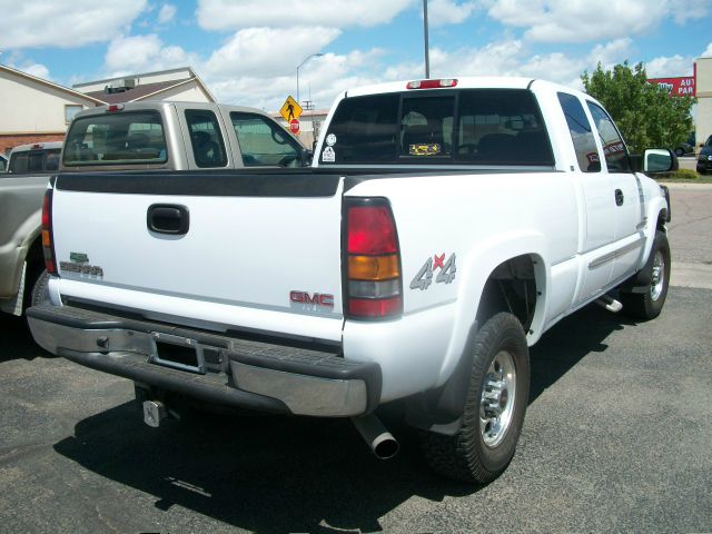 2004 GMC Sierra 2500 Dually 3500 Club Coupe