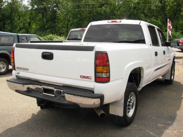 2004 GMC Sierra 2500 Lsall Wheeldrive