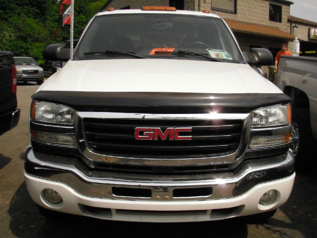 2004 GMC Sierra 2500 Lsall Wheeldrive